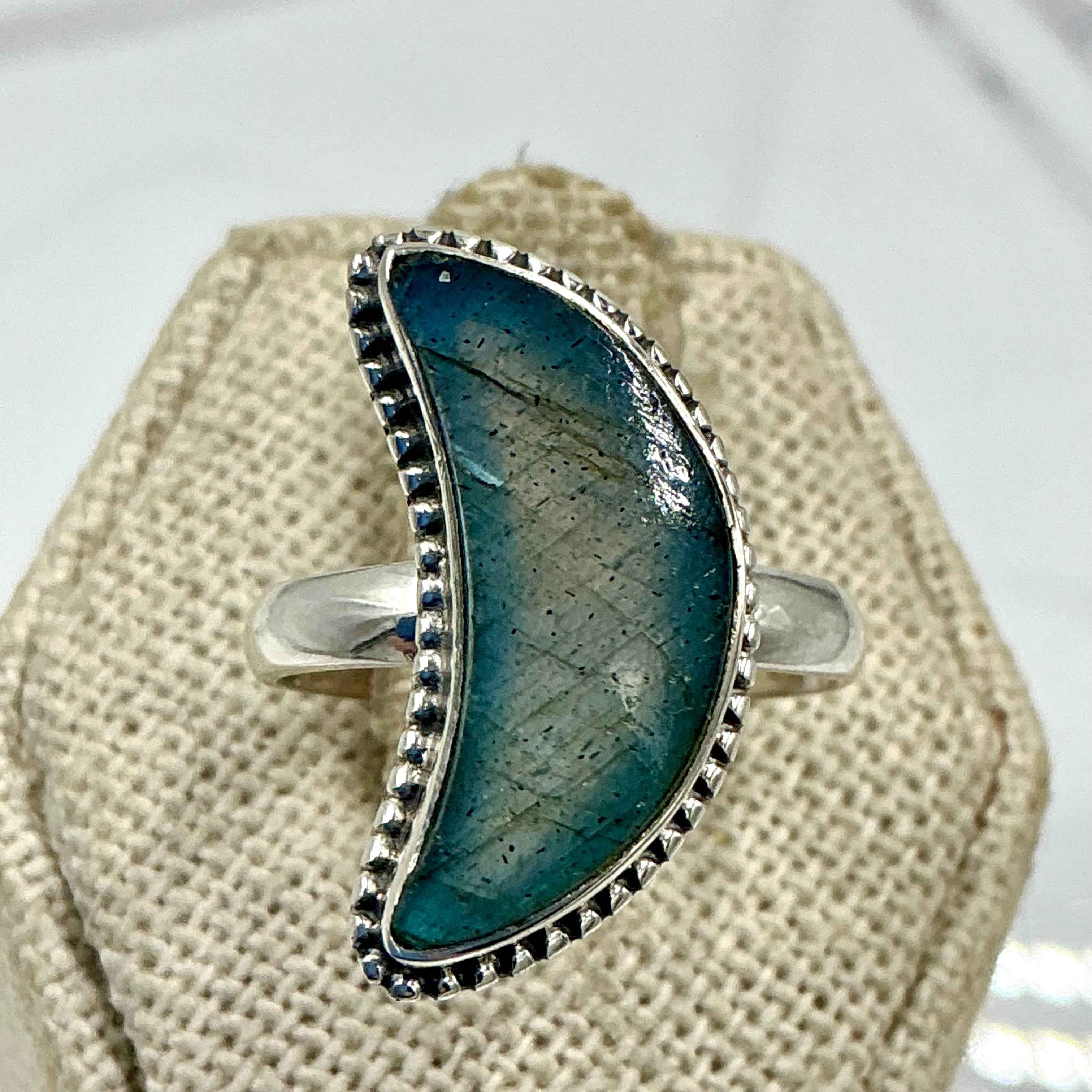 Sterling Silver Labradorite Crescent Moon Ring – Size 8 – Protection, Intuition & Transformation