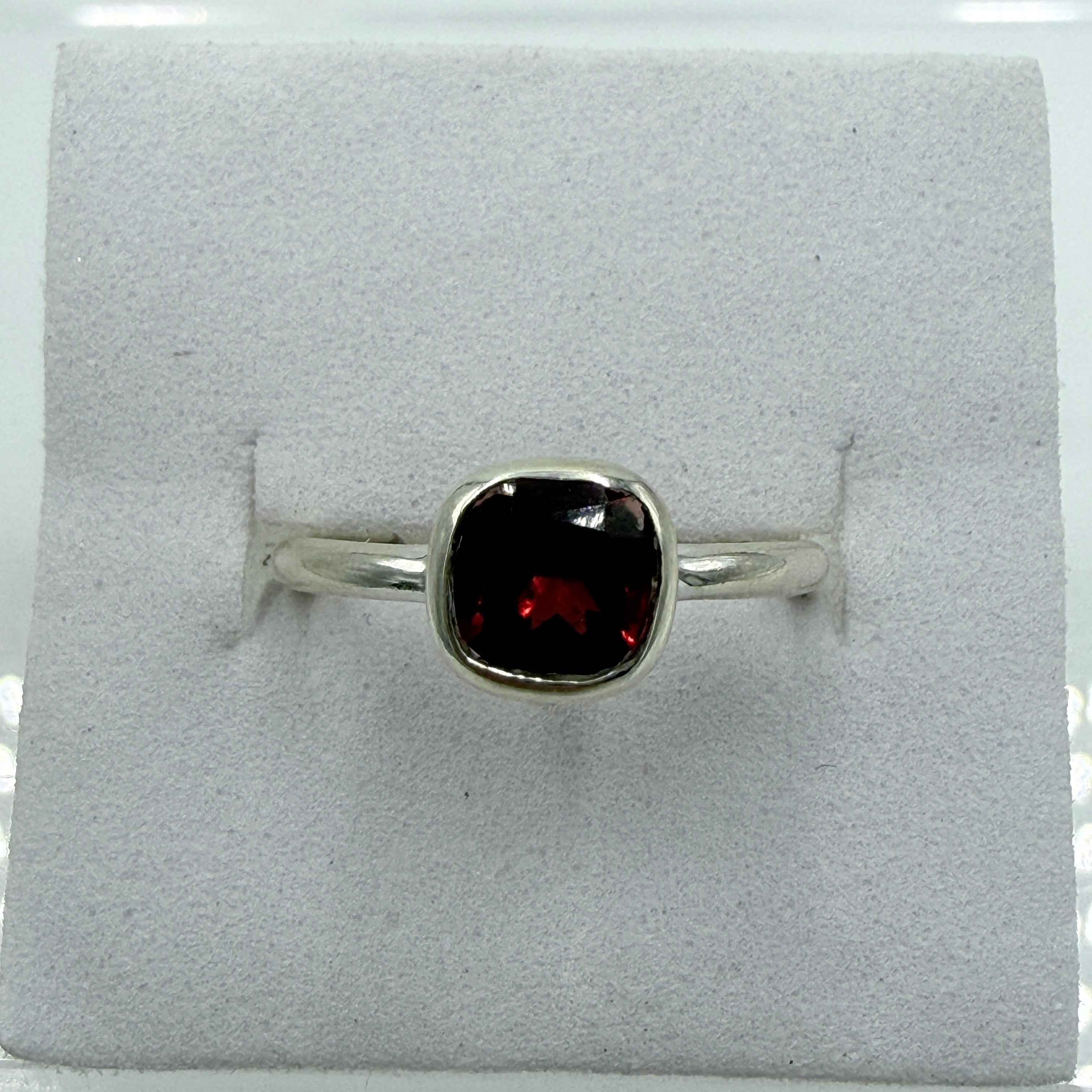 Sterling Silver Cushion-Cut Garnet Ring – Size 5 – Passion, Strength & Grounding