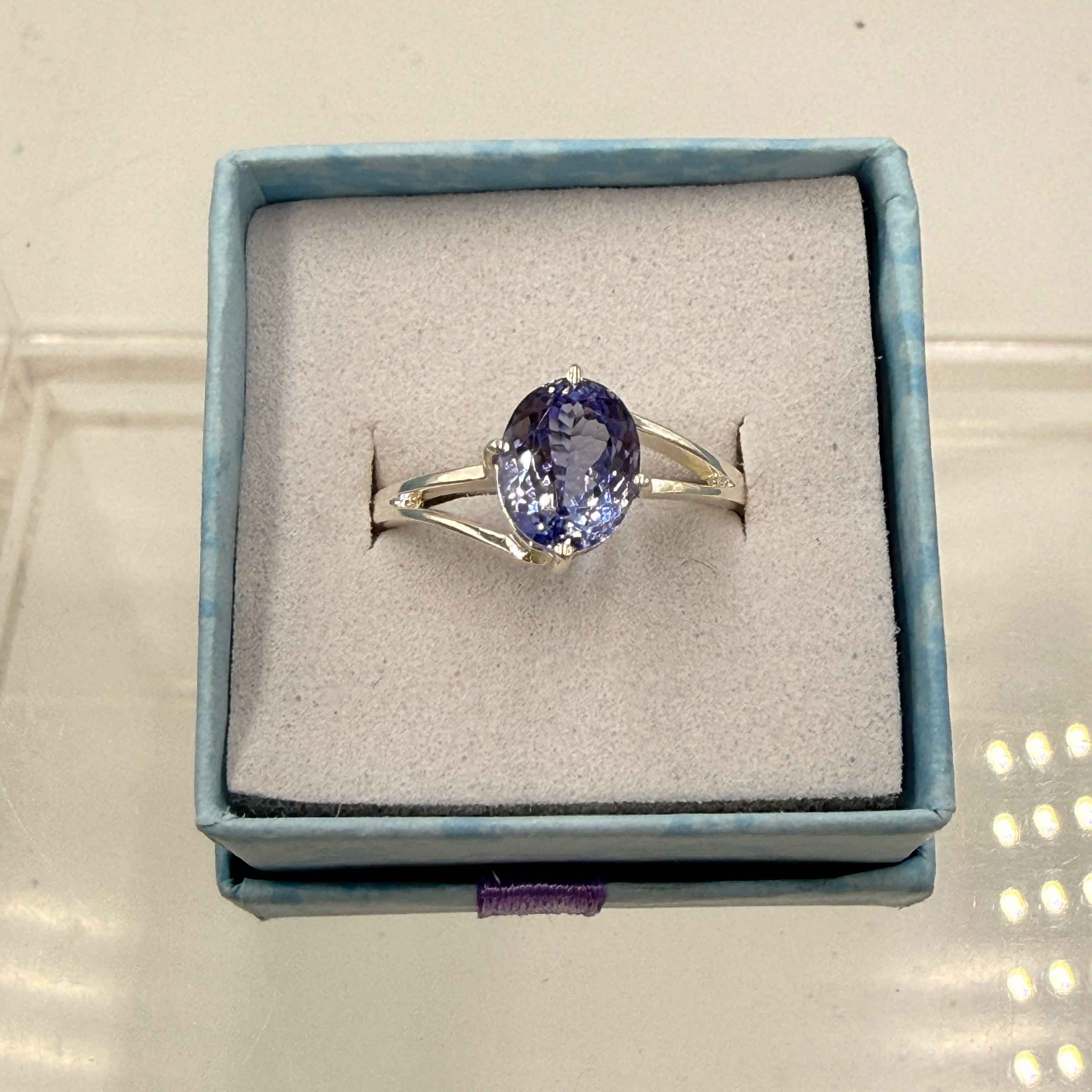 Sterling Silver Split Banded Oval Tanzanite Ring - Size 10 - Spiritual, Intuitive & Elevated